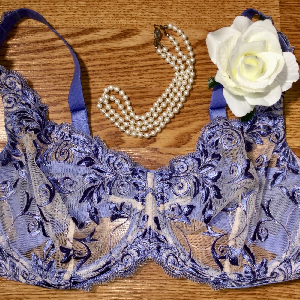 Soma Light blue 34DD lace bra